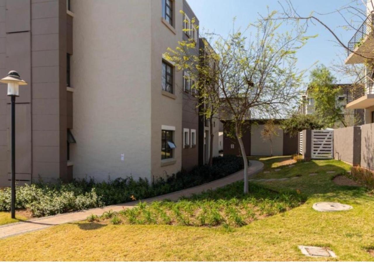 The Steynview Apartment - Fourways Sandton Йоханнесбург Экстерьер фото